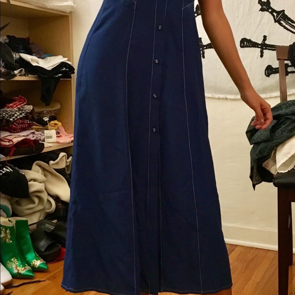ISO!! ISO!! ISO!!! TOPSHOP NAVY MIDI DRESS
